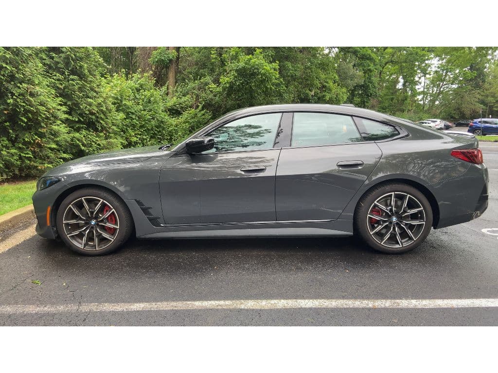2025 BMW i4 view 2