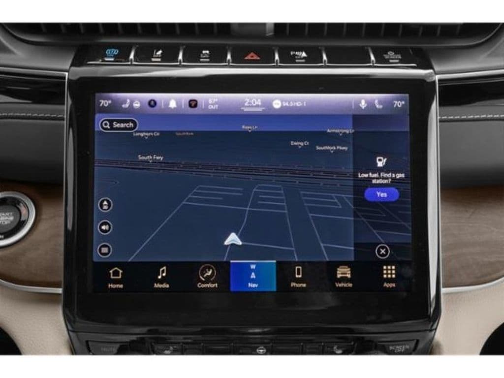 2022 Jeep Grand Cherokee 4xe view 16