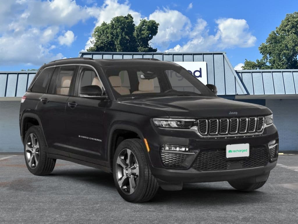 2022 Jeep Grand Cherokee 4xe view 5