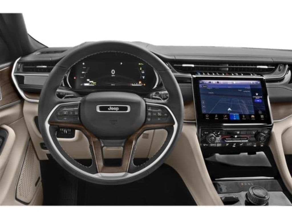 2022 Jeep Grand Cherokee 4xe view 7